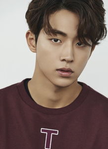 徐賢公開理想型為南柱赫 坦言與Key關系疏遠